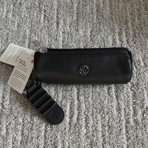 Lululemon Easy Clip Nano golf tee pouch - black